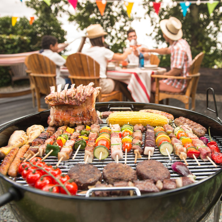 BBQ-party-768x768