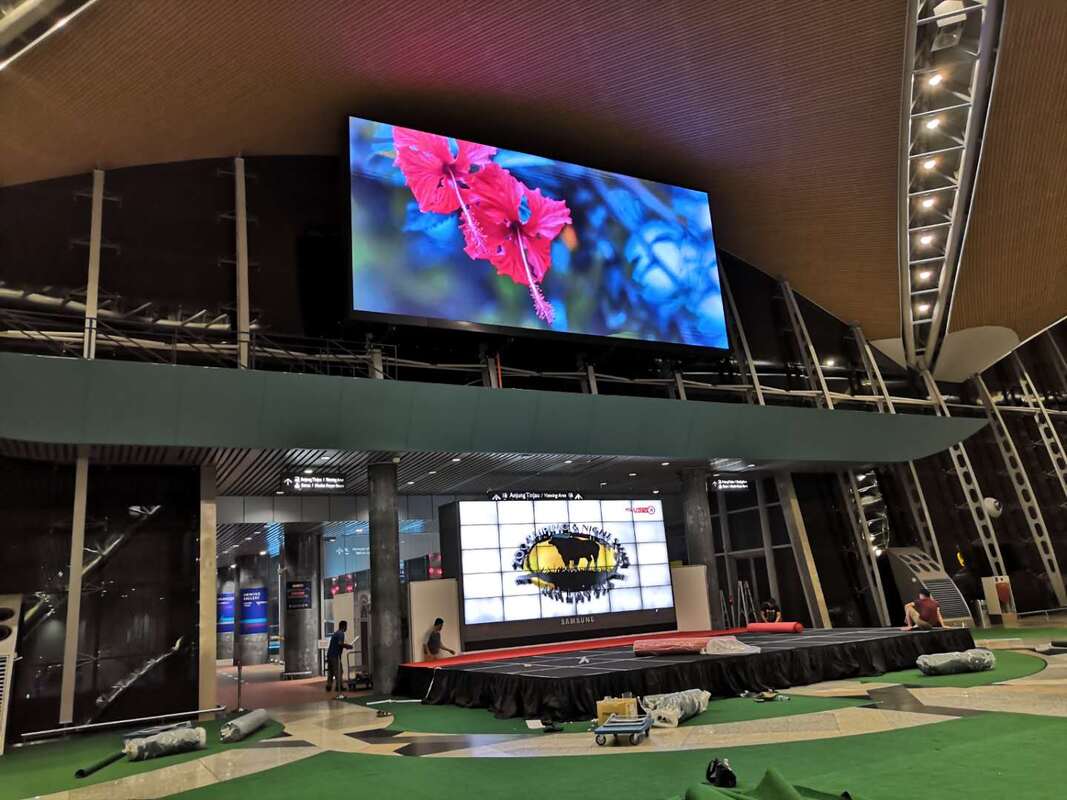 klia-led-screen-display-signage-kuala-lumpur-malaysia-billboard4_orig